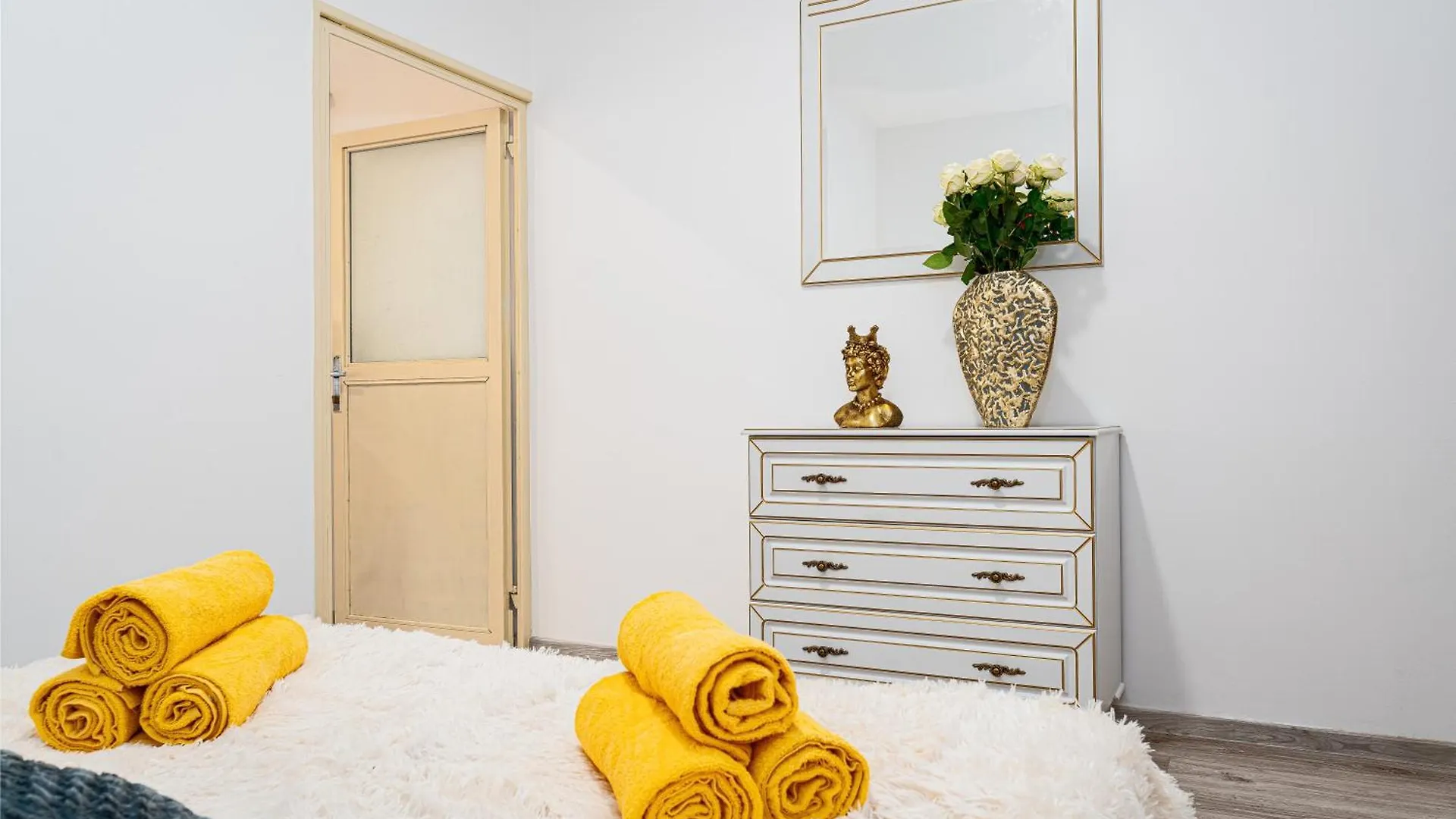 Golden Lion Suite Prague Apartment