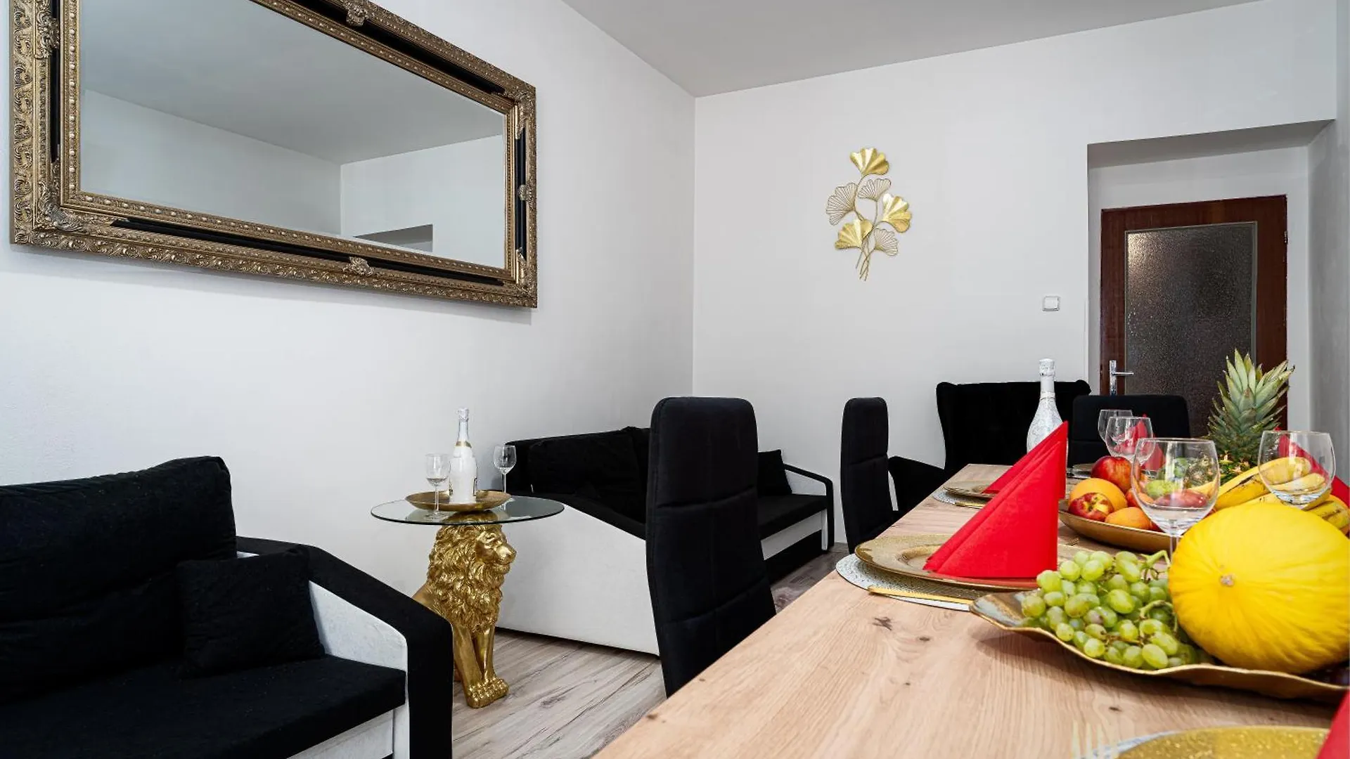 Golden Lion Suite Prague Apartment